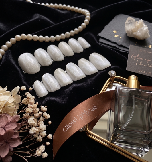 The Dusty Petal Contour